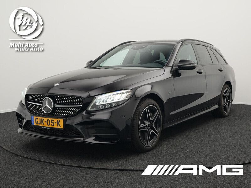 Zwart, metallic lak Gebruikt 2020 Mercedes C300 Advantage Stationwagen | € 29.430 - Afbeelding 1/4