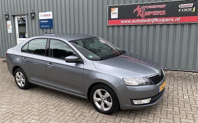 Grijs Gebruikt 2014 Skoda Rapid Business Line Hatchback | € 6.350 (Eerlijke prijs) - Afbeelding 1/4