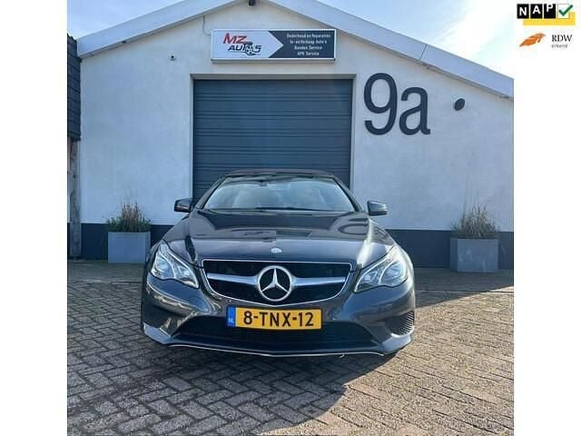 Grijs Occasion 2014 Mercedes E200 Ambition Cabriolet | € 17.499 (Eerlijke prijs) - Afbeelding 1/4