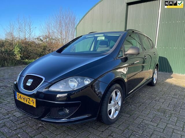 Zwart Occasion 2009 Seat Altea XL Style MPV | € 2.750 (Eerlijke prijs) - Afbeelding 1/4