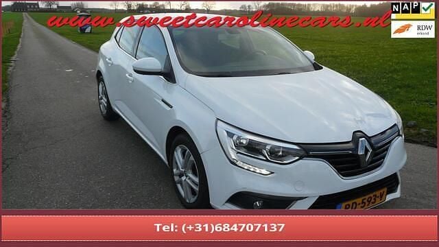 Wit Gebruikt 2016 Renault Mégane IV Zen Hatchback | € 8.750 (Eerlijke prijs) - Afbeelding 1/4
