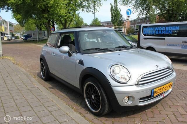Occasion Mini Cooper Pepper 120 PK (88 kW) 2009 Grijs Hatchback