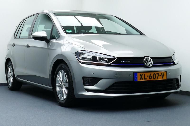 Occasion VW Golf Sportsvan Comfortline 2018 Grijs MPV