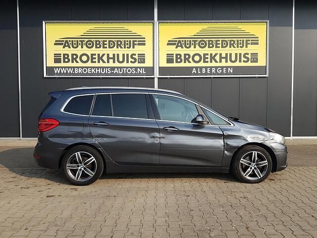 Occasion BMW 218 Executive 136 PK (100 kW) 2017 Grijs (metallic) Stationwagen