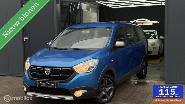Blauw Gebruikt 2017 Dacia Lodgy Stepway MPV | € 6.999 (Super prijs) - Afbeelding 1/4