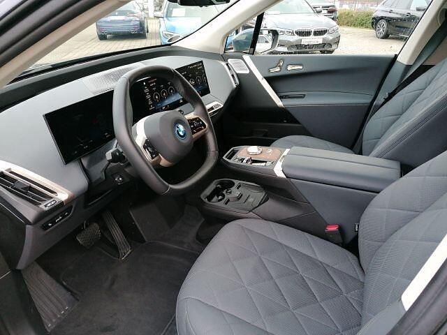 Grijs Gebruikt 2023 BMW iX SUV | € 70.629 (Iets duurder) - Afbeelding 1/4