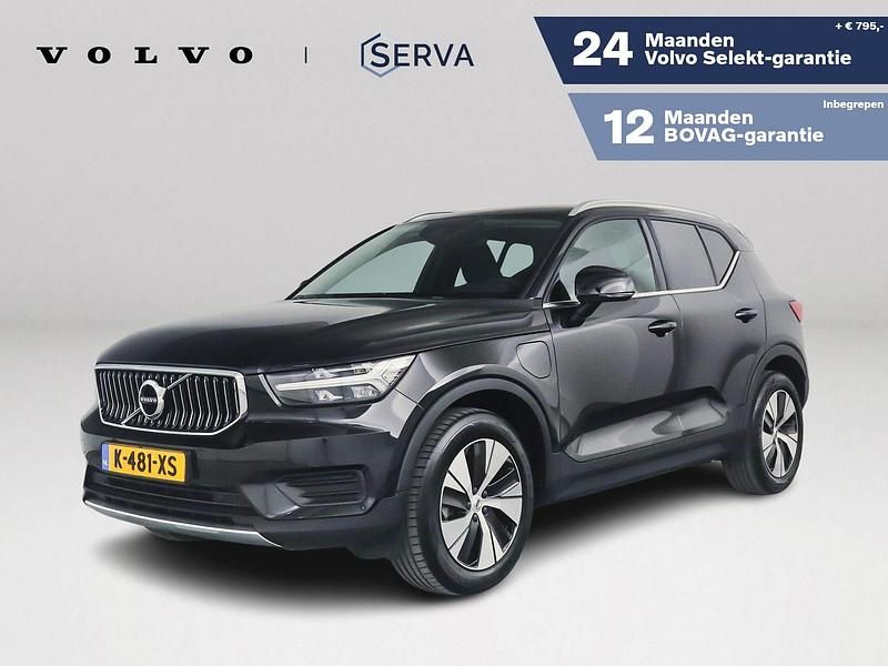 Zwart Gebruikt 2021 Volvo XC40 Inscription SUV | € 30.995 (Goede deal) - Afbeelding 1/4