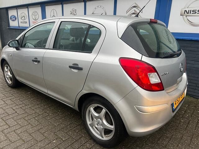 Occasion Opel Corsa Edition 86 PK (63 kW) 2011 Grijs (metallic) Hatchback