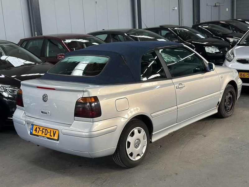 Occasion VW Golf Cabriolet Highline 2000 Grijs Cabriolet