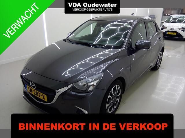 Grijs Gebruikt 2018 Mazda 2 Dynamic Hatchback | € 12.700 (Eerlijke prijs) - Afbeelding 1/4