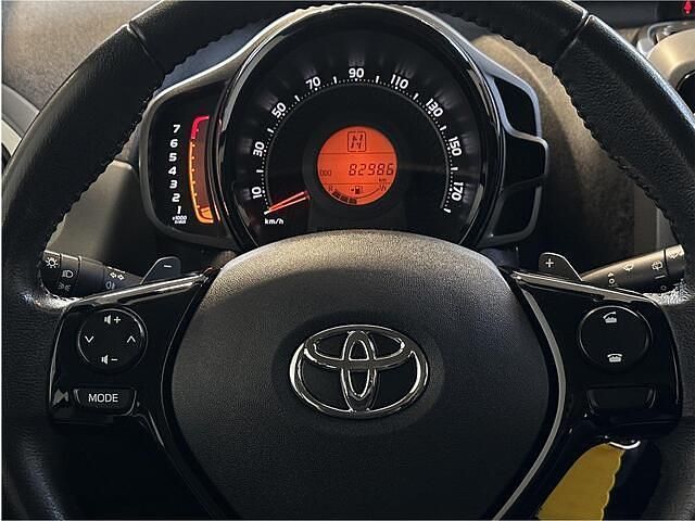 Occasion Toyota Aygo X-play 72 PK (52 kW) 2019 Wit Hatchback