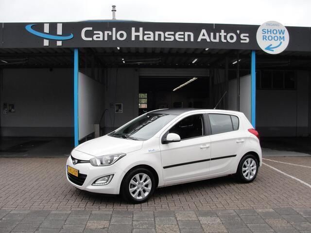 Wit Gebruikt 2013 Hyundai i20 Hatchback | € 7.950 (Eerlijke prijs) - Afbeelding 1/4