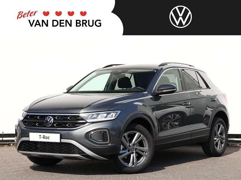 Grijs Nieuw 2025 VW T-Roc Edition SUV | € 37.518 (Eerlijke prijs) - Afbeelding 1/4
