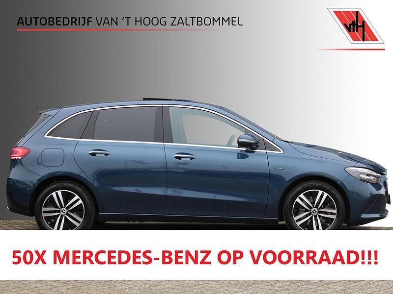 Occasion Mercedes B250 Premium Plus 218 PK (160 kW) 2021 Blauw MPV