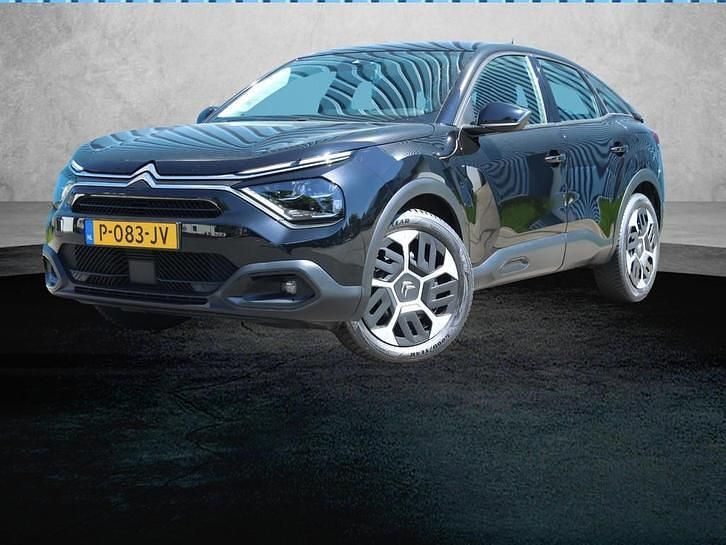 Zwart Gebruikt 2022 Citroën C4 Feel SUV | € 18.675 (Eerlijke prijs) - Afbeelding 1/4