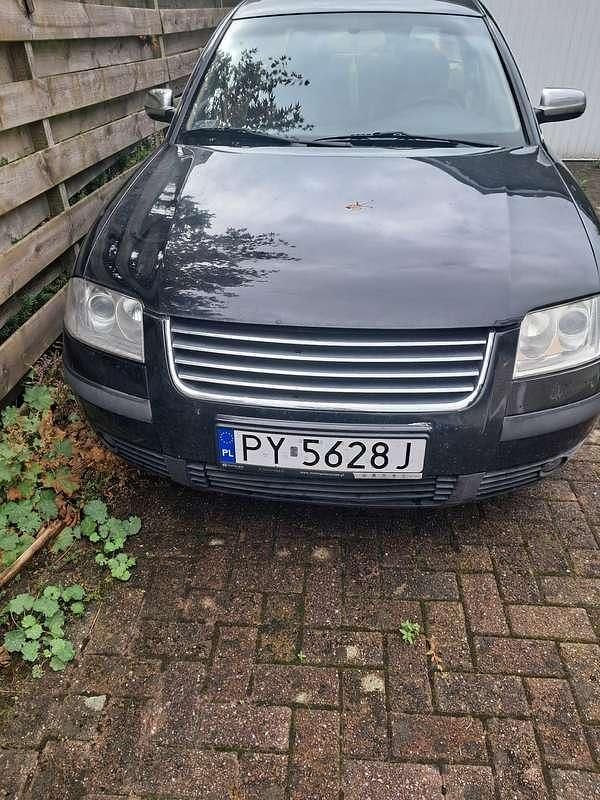 Gebruikt 2000 VW Passat Edition Sedan | € 1.100 - Afbeelding 1/4