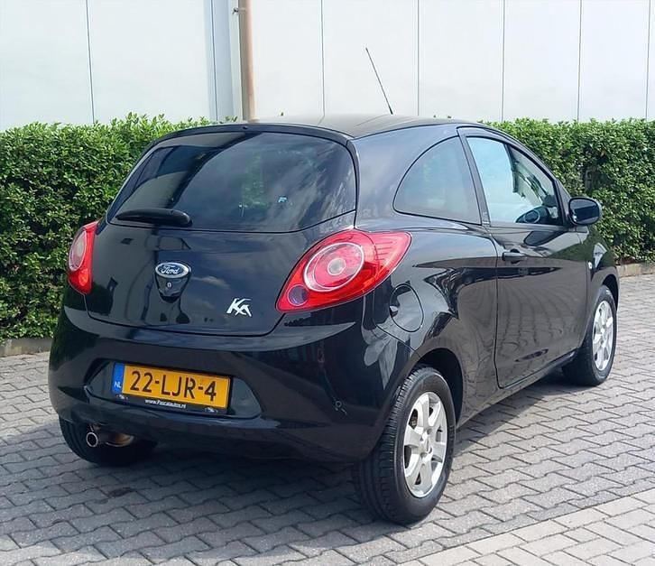 Occasion Ford Ka 69 PK (50 kW) 2010 Zwart Hatchback