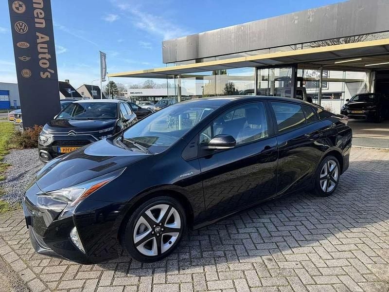 Occasion Toyota Prius Executive 98 PK (72 kW) 2017 Zwart Hatchback