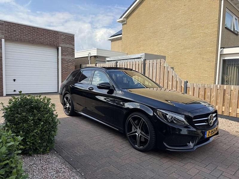 Zwart Gebruikt 2017 Mercedes C250 AMG Stationwagen | € 24.000 (Duur) - Afbeelding 1/4