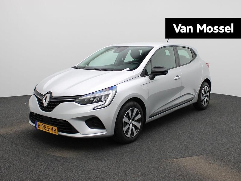 Grijs Gebruikt 2022 Renault Clio V Equilibre Hatchback | € 13.900 (Eerlijke prijs) - Afbeelding 1/4