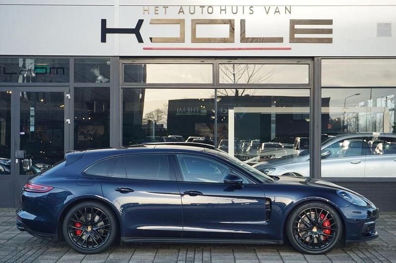 Blauw Occasion 2019 Porsche Panamera Sport Turismo Stationwagen | € 64.980 (Super prijs) - Afbeelding 1/4