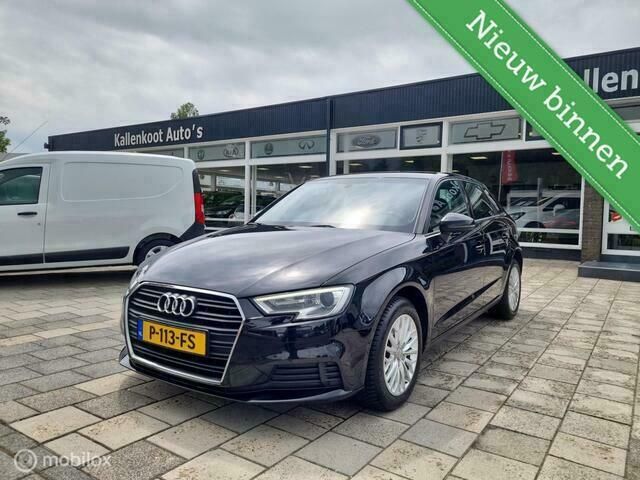 Zwart Gebruikt 2017 Audi A3 Sportback Comfort Hatchback | € 17.450 (Eerlijke prijs) - Afbeelding 1/4