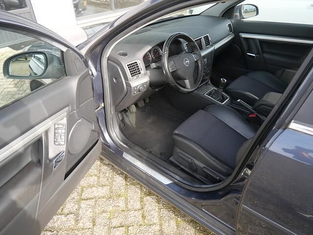 Occasion Opel Vectra GTS Executive 140 PK (102 kW) 2008 Grijs Hatchback