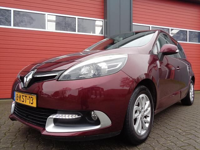 Occasion Renault Scénic III Expression 116 PK (85 kW) 2013 Rood MPV