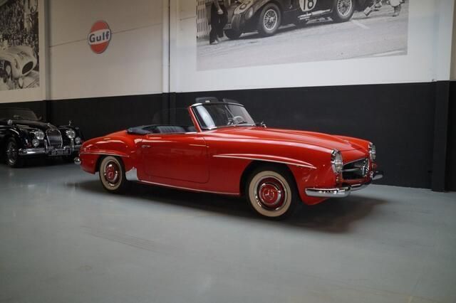Rood Gebruikt 1959 Mercedes 190 Cabriolet | € 149.900 - Afbeelding 1/4