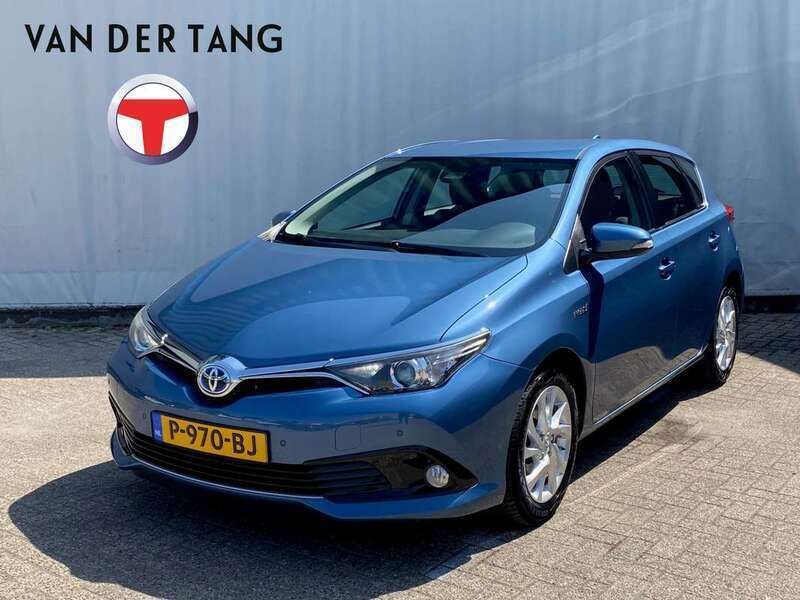 Blauw Gebruikt 2018 Toyota Auris Hybrid Hatchback | € 14.995 (Goede deal) - Afbeelding 1/4