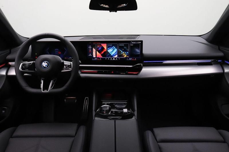 Occasion BMW 530e M Sport 190 PK (139 kW) 2025 Zwart Sedan
