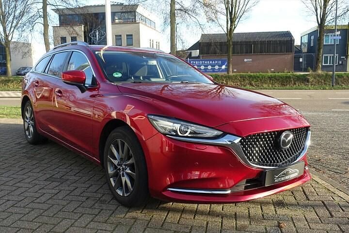 Occasion Mazda 6 Comfort 2018 Rood (metallic) Sedan