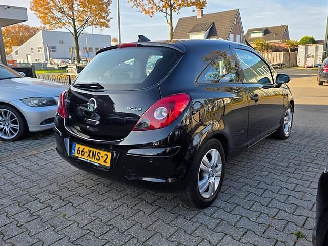 Occasion Opel Corsa Cosmo 95 PK (69 kW) 2012 Zwart Hatchback