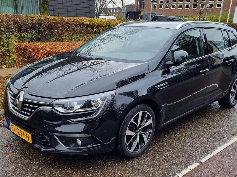 Occasion Renault Mégane GrandTour Bose Edition 140 PK (102 kW) 2018 Zwart Stationwagen