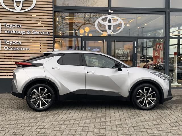 Occasion Toyota C-HR 140 PK (102 kW) 2025 Grijs SUV