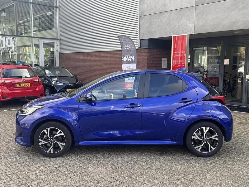 Occasion Toyota Yaris Hybrid Edition 116 PK (85 kW) 2024 Blauw Hatchback