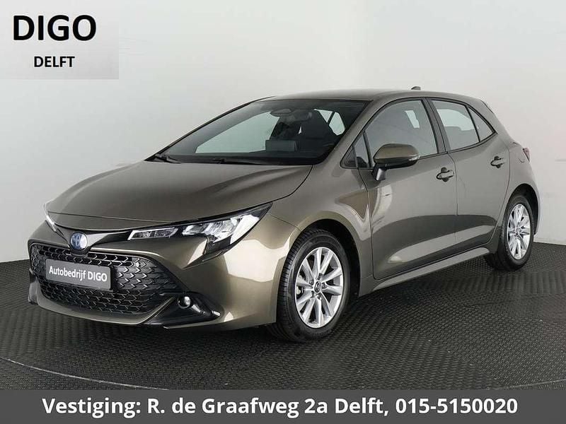 Occasion Toyota Corolla Hybrid Business Edition 98 PK (72 kW) 2024 Groen Hatchback