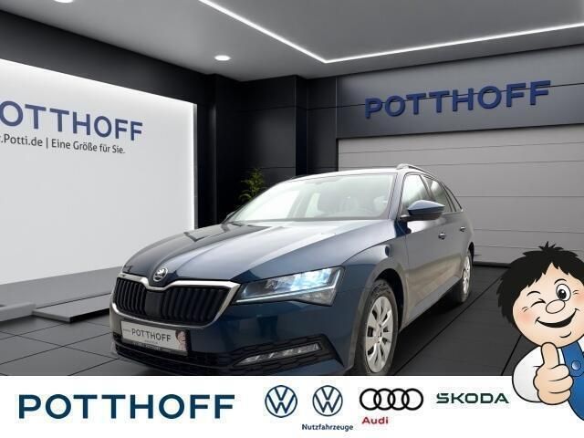 Blauw Gebruikt 2020 Skoda Superb Active Stationwagen | € 25.606 (Eerlijke prijs) - Afbeelding 1/4