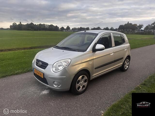 Occasion Kia Picanto 65 PK (47 kW) 2008 Grijs Hatchback