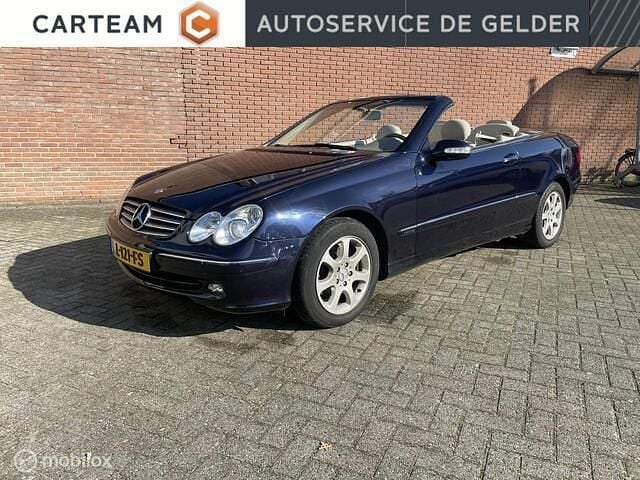 Blauw Occasion 2004 Mercedes CLK240 Elegance Cabriolet | € 7.995 (Goede deal) - Afbeelding 1/4
