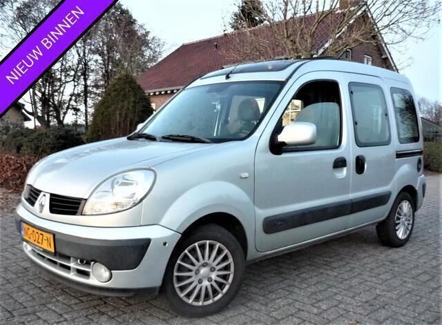 Grijs Gebruikt 2006 Renault Kangoo MPV | € 3.295 (Eerlijke prijs) - Afbeelding 1/4