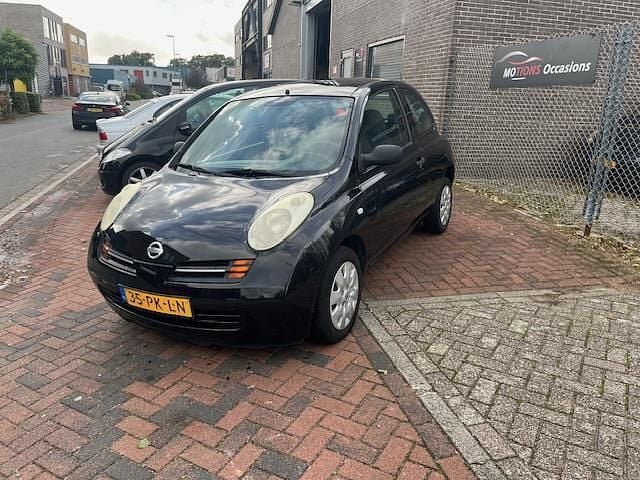 Zwart Gebruikt 2004 Nissan Micra Hatchback | € 999 (Eerlijke prijs) - Afbeelding 1/4