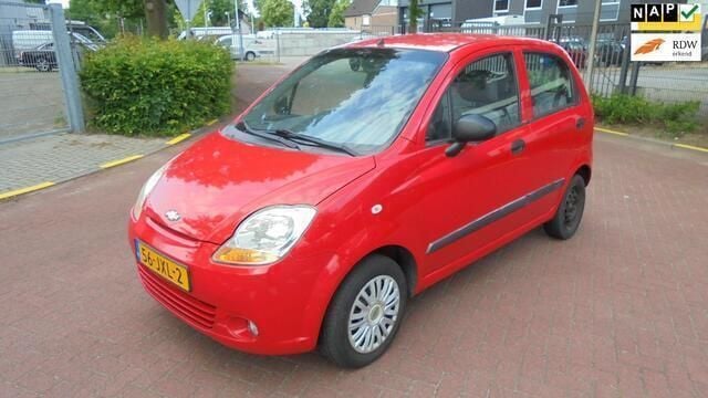 Rood Gebruikt 2009 Chevrolet Matiz Hatchback | € 1.495 (Eerlijke prijs) - Afbeelding 1/4