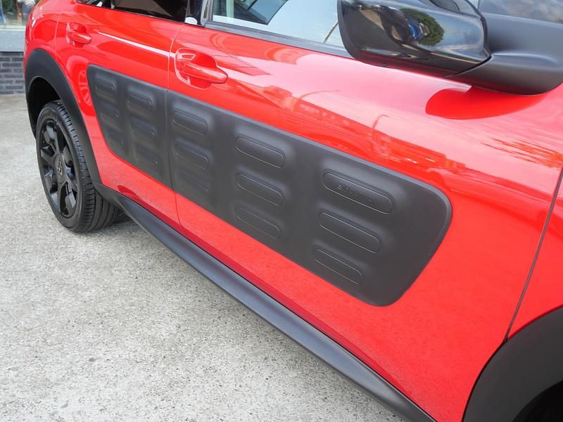 Occasion Citroën C4 PureTech 112 PK (82 kW) 2016 Rood SUV