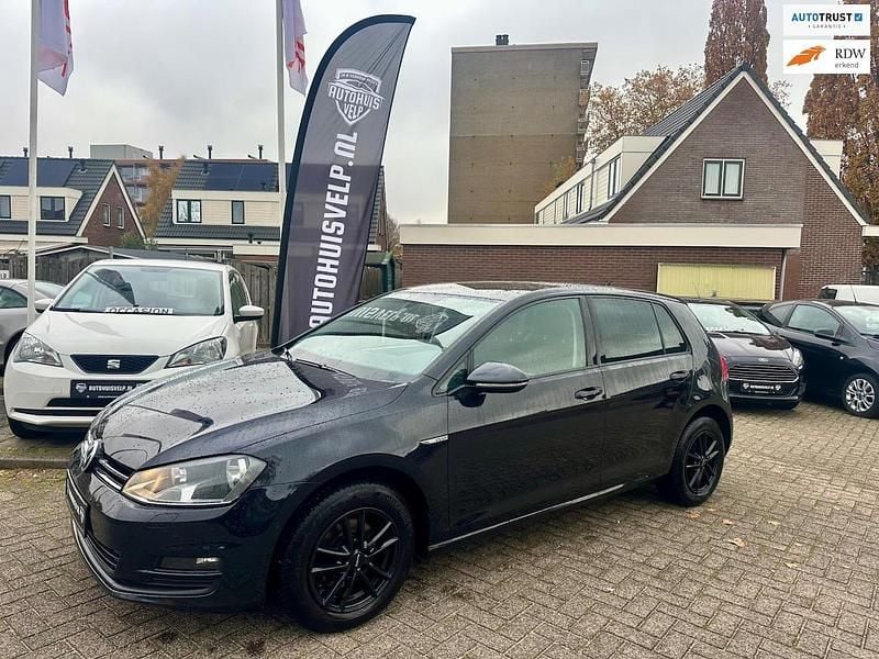 Zwart Gebruikt 2014 VW Golf VII Edition Hatchback | € 9.500 (Super prijs) - Afbeelding 1/4