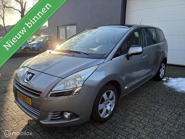 Occasion Peugeot 5008 156 PK (114 kW) 2010 Grijs MPV