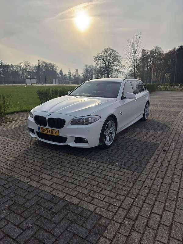 Occasion 2012 BMW 525 Sport Line Stationwagen | € 12.995 (Goede deal) - Afbeelding 1/4