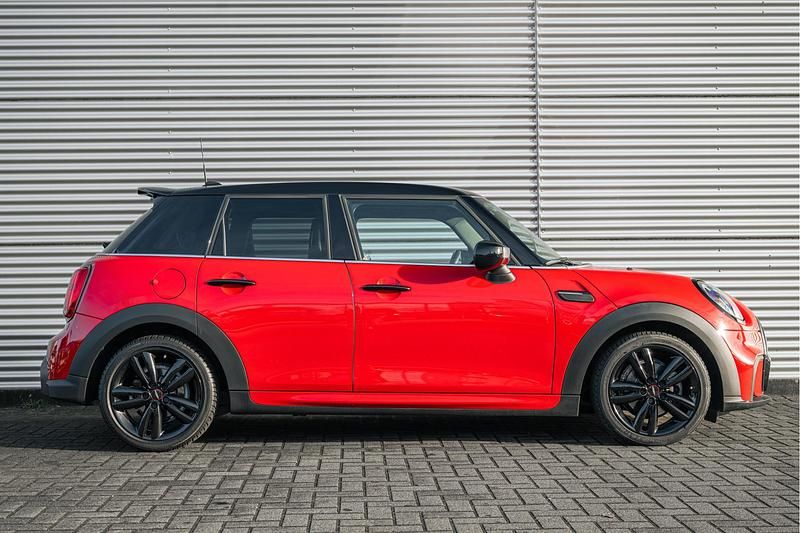 Occasion Mini John Cooper Works 136 PK (100 kW) 2021 Rood Hatchback