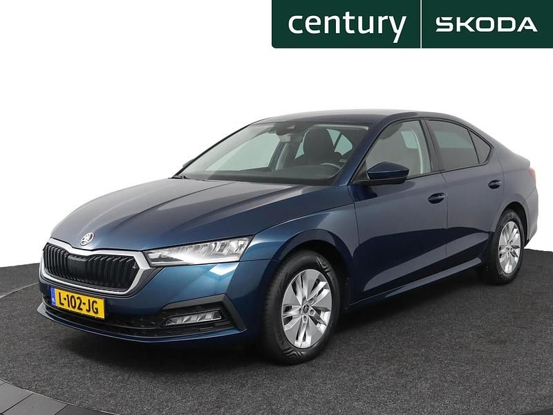 Blauw Gebruikt 2021 Skoda Octavia Business Line Hatchback | € 21.795 (Eerlijke prijs) - Afbeelding 1/4