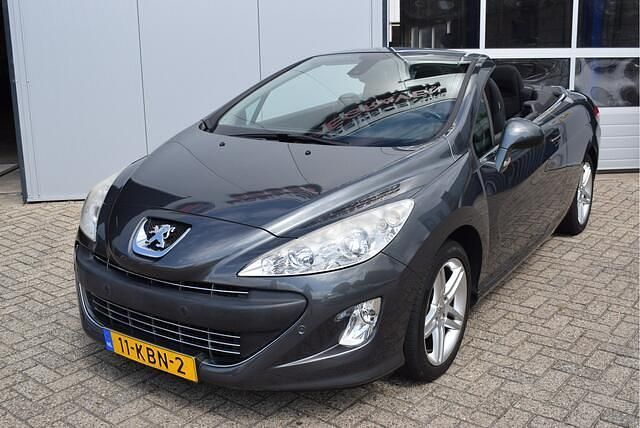 Grijs Gebruikt 2009 Peugeot 308 CC Sport Cabriolet | € 7.495 (Iets duurder) - Afbeelding 1/4